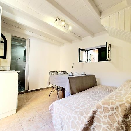 Piccolo Modern Suites Old Town Rhodes City 外观 照片