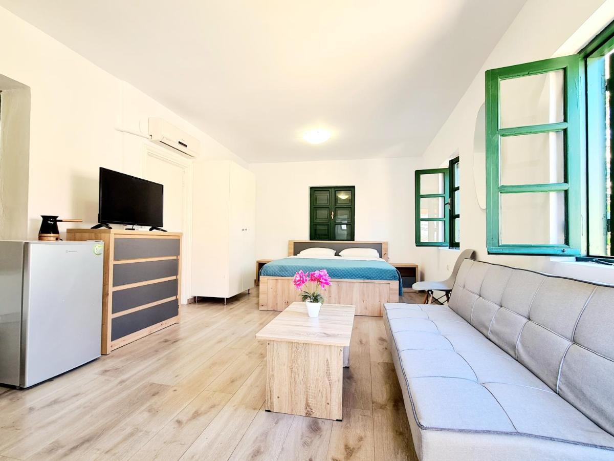 Piccolo Modern Suites Old Town Rhodes City 外观 照片